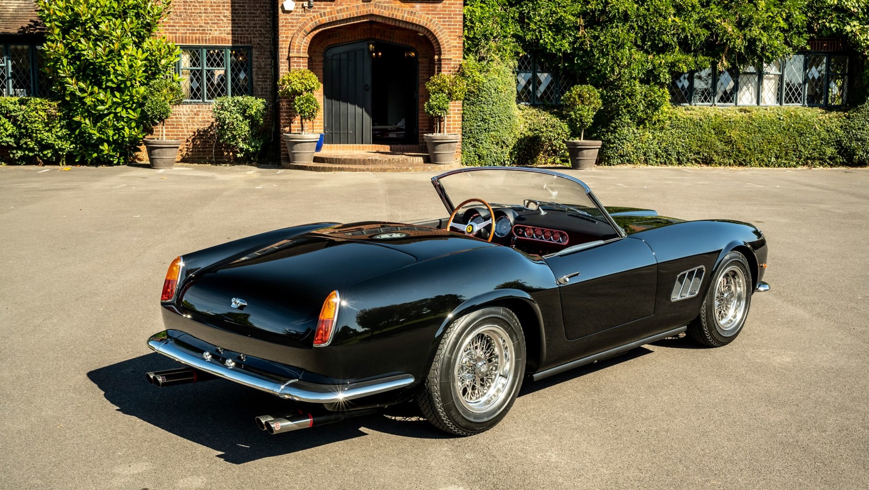 Ferrari California Spider Revival widok z tyłu