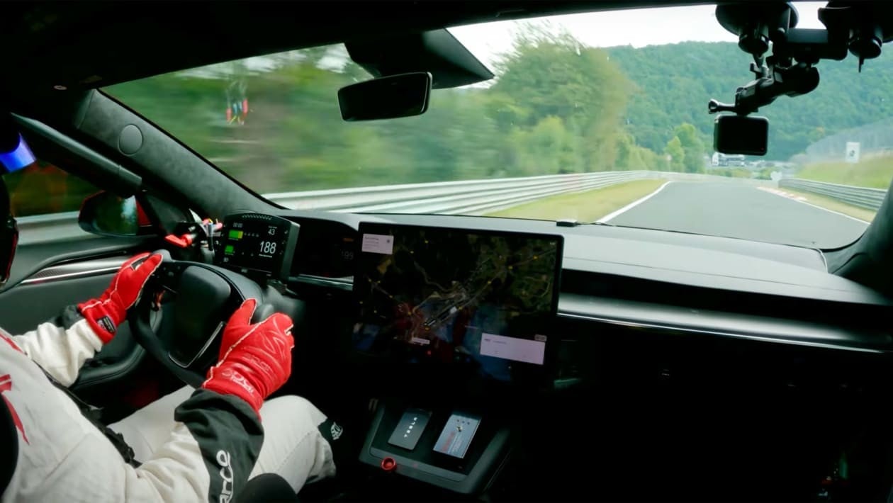 Tesla Model S Plaid na torze