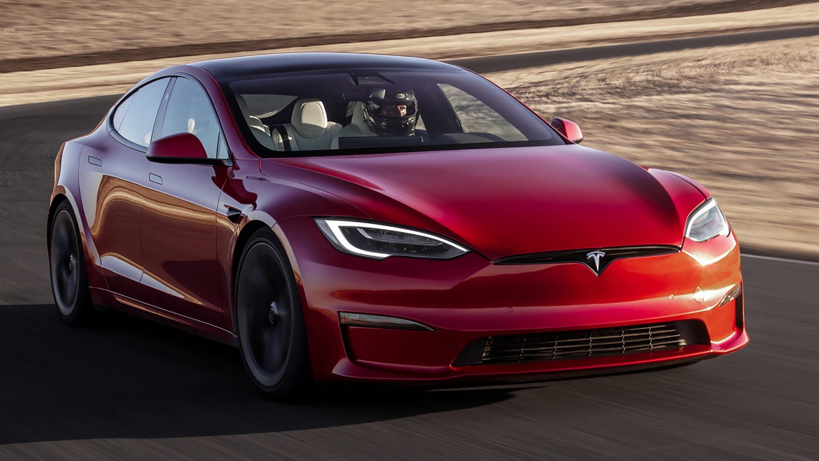 Tesla Model S Plaid Track Pack na torze