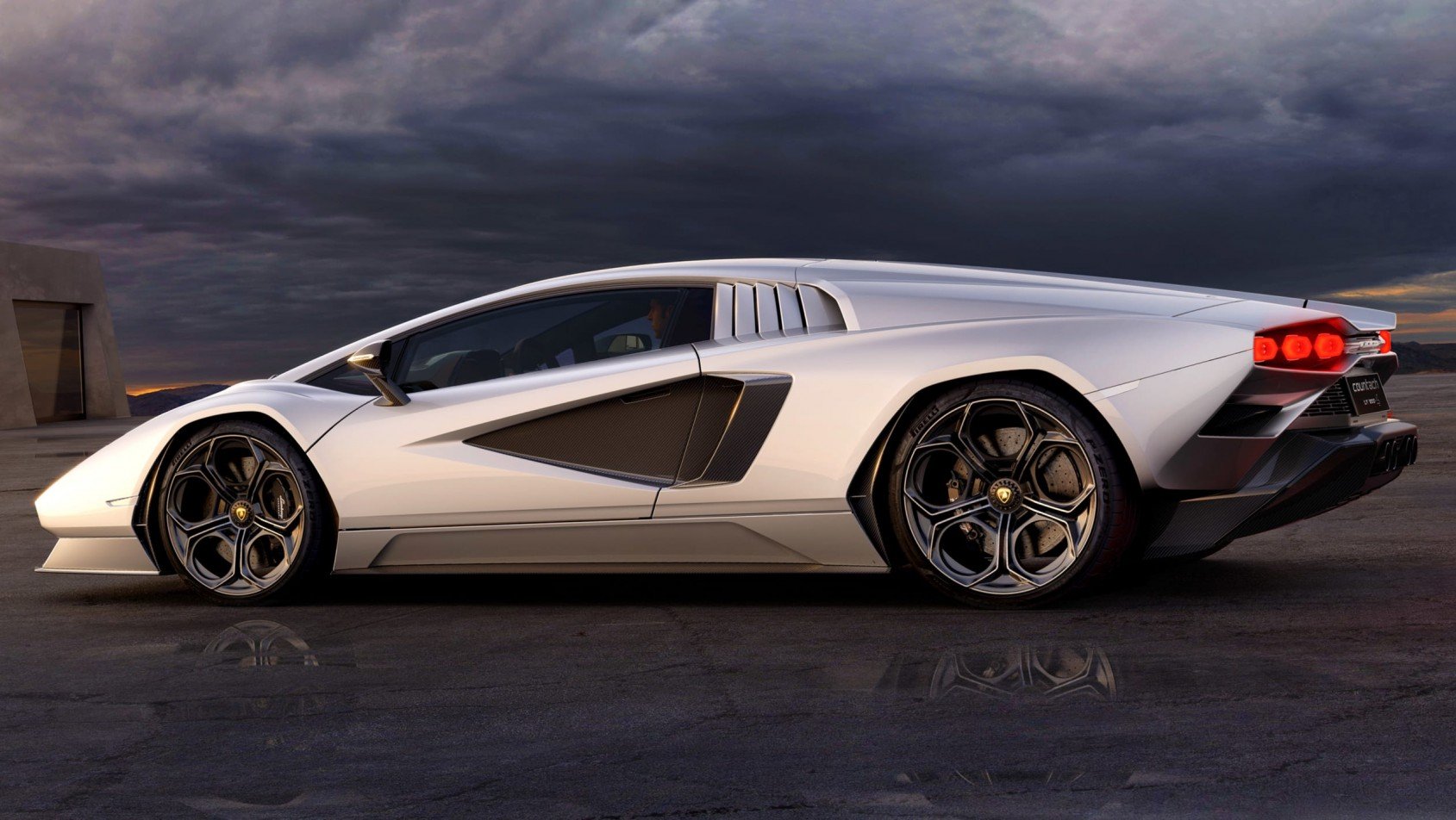 Lamborghini Countach LPI 800-4