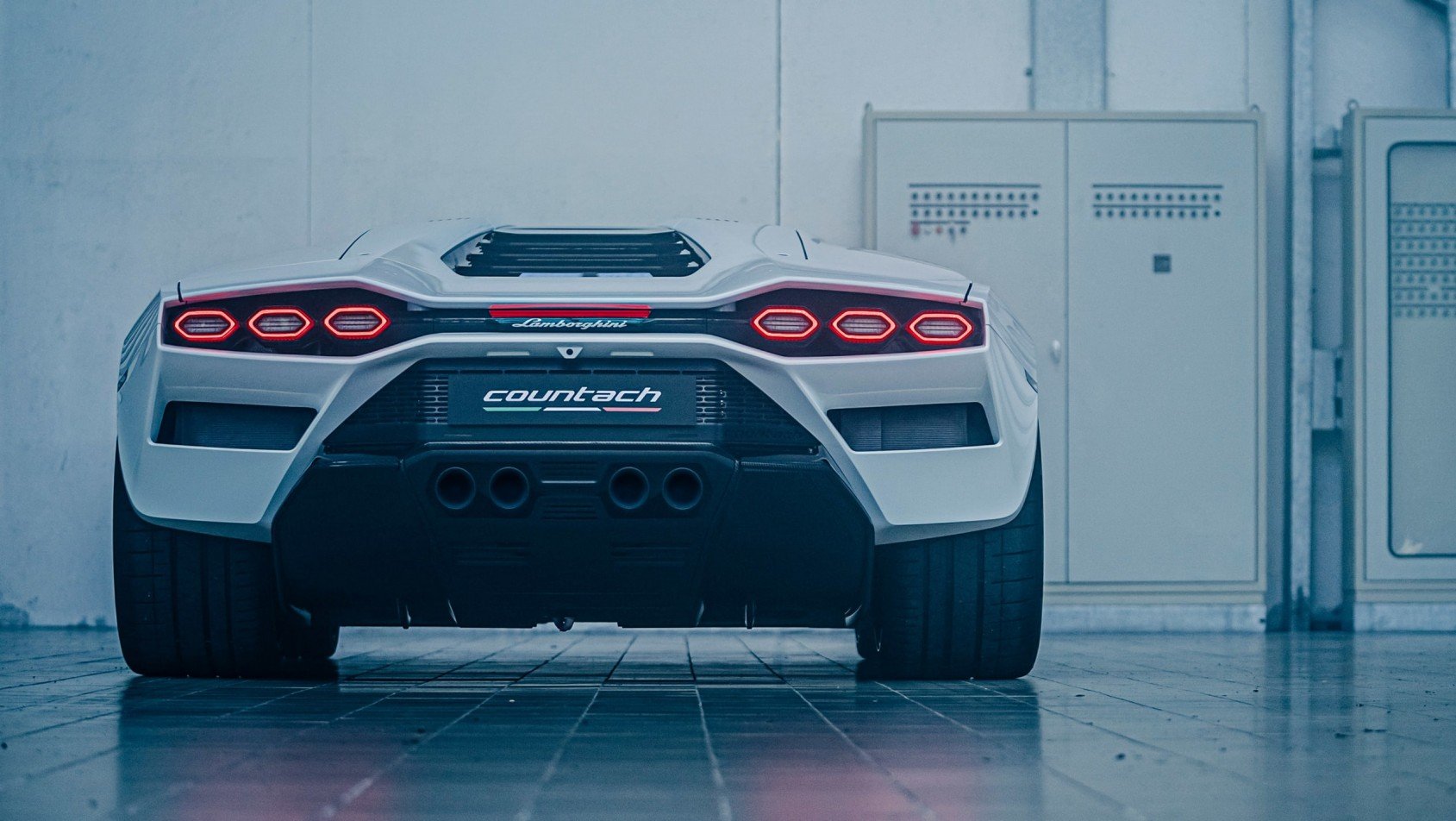 Lamborghini Countach LPI 800-4