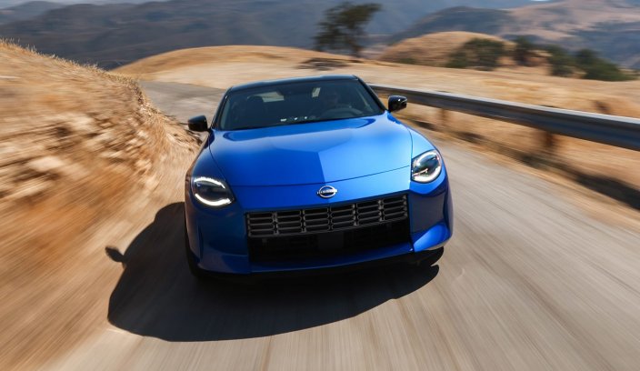 Nowy Nissan Z - 400-konny rywal Supry gotowy Nissan Z