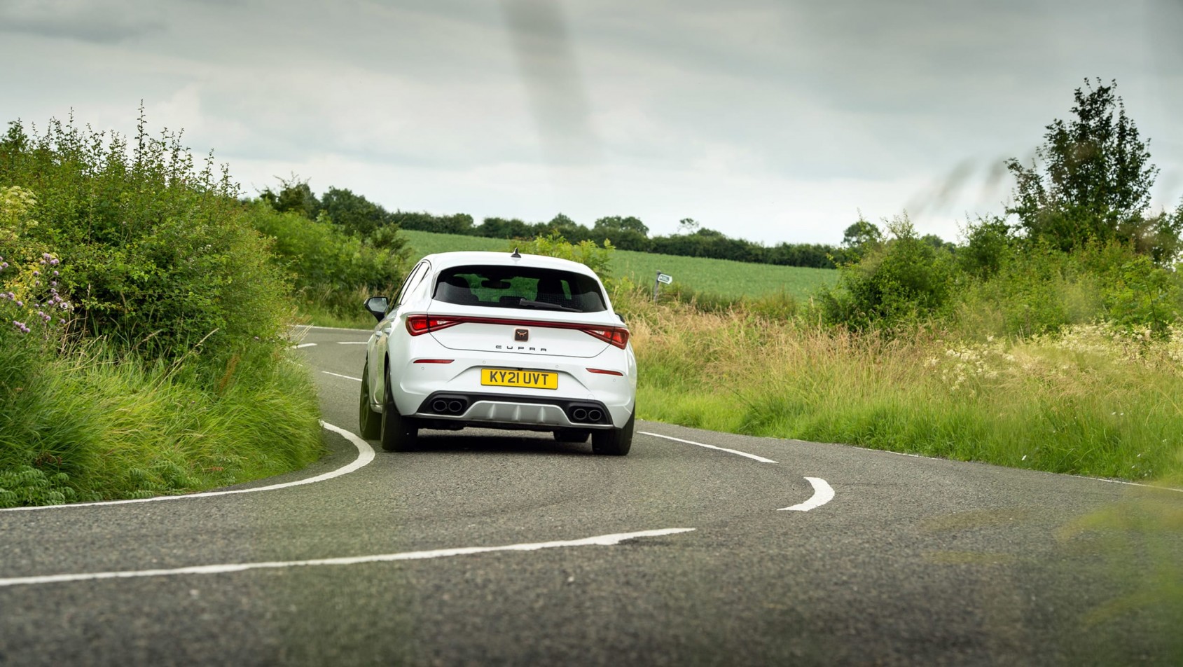 Cupra Leon 300 z tyłu