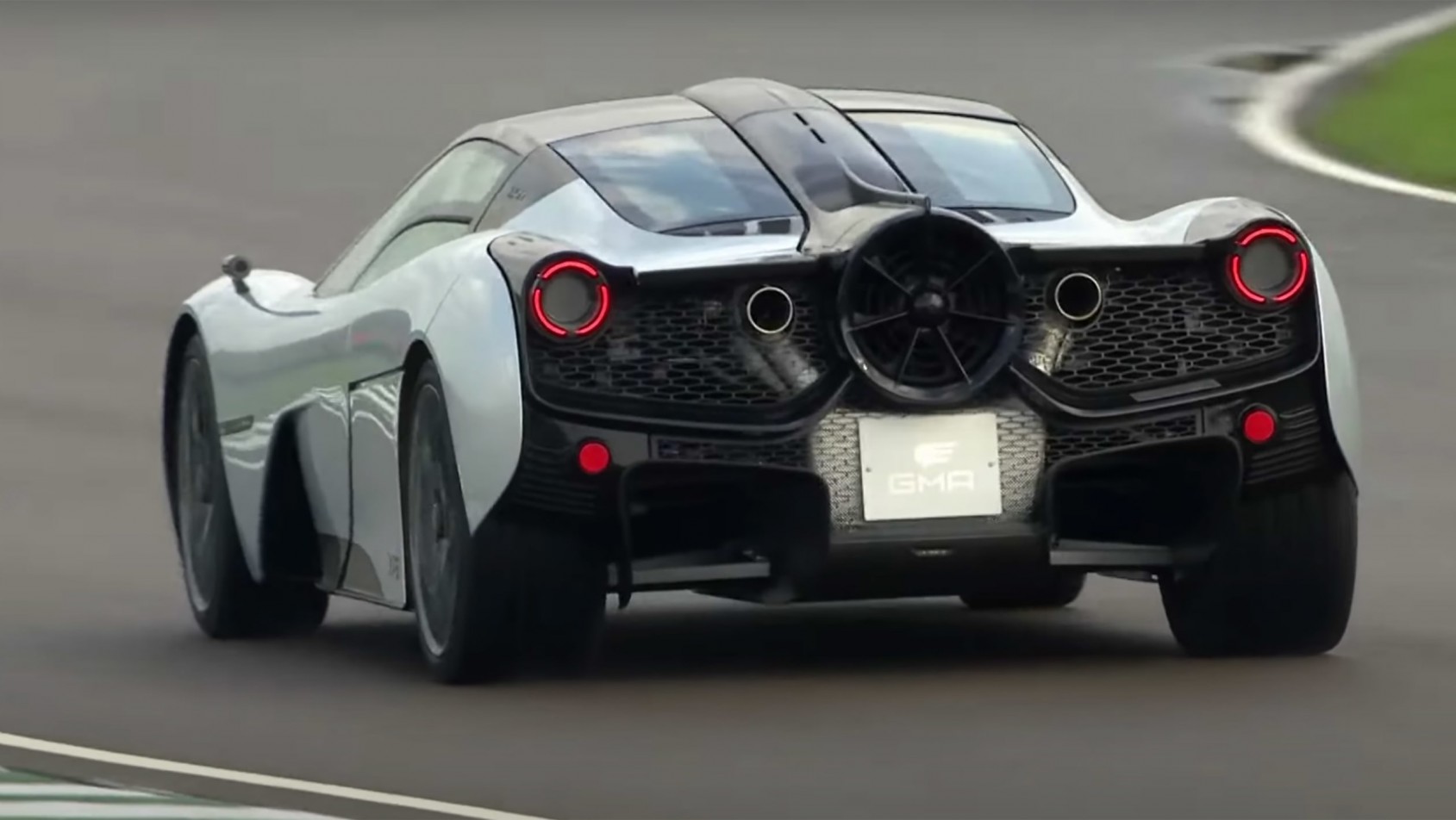 GMA T.50 tył dynamiczne