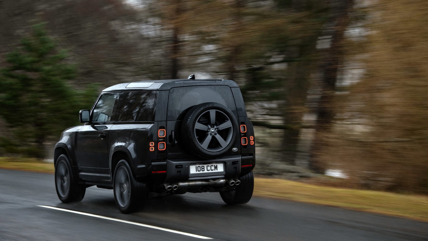 Land Rover Defender V8