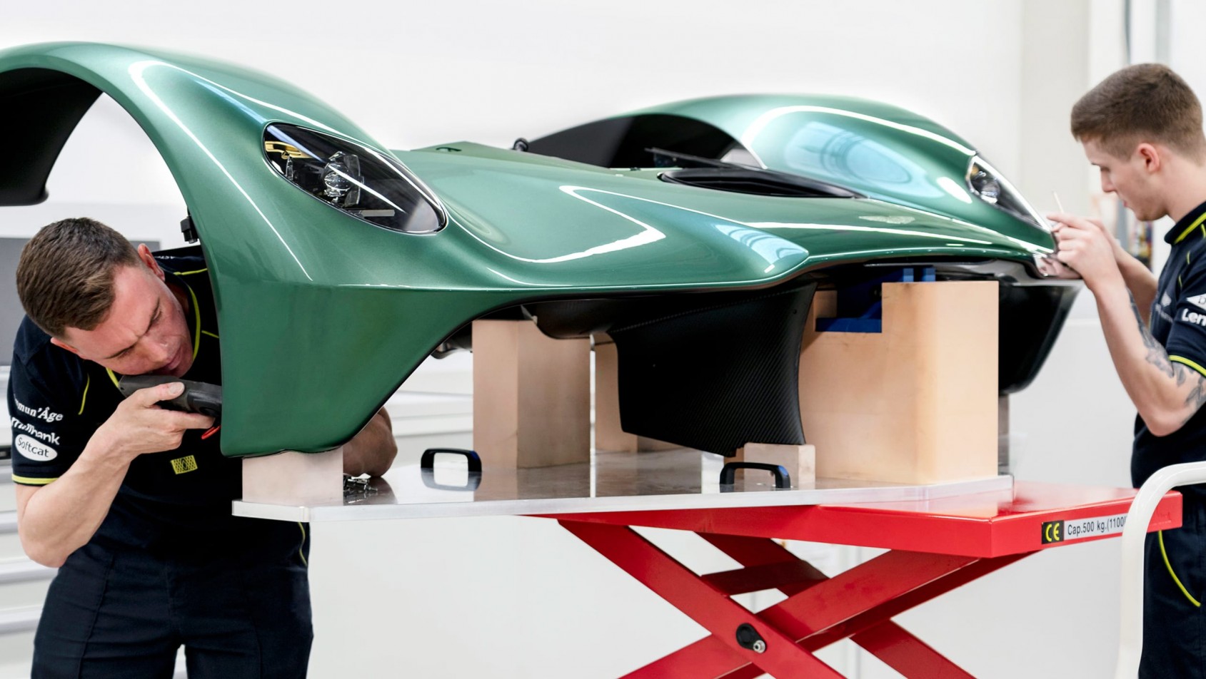 Aston Martin Valkyrie