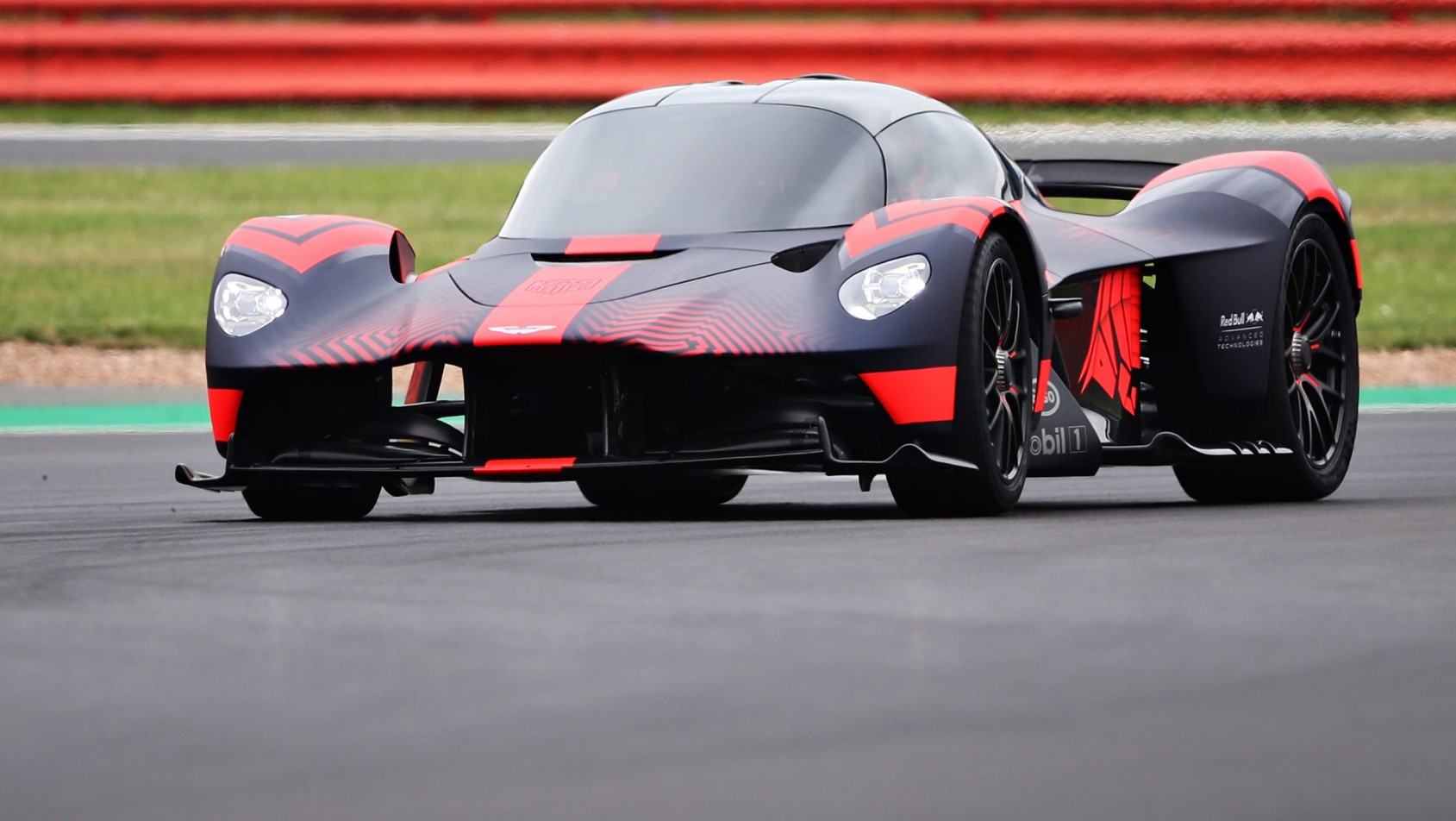 Aston Martin Valkyrie