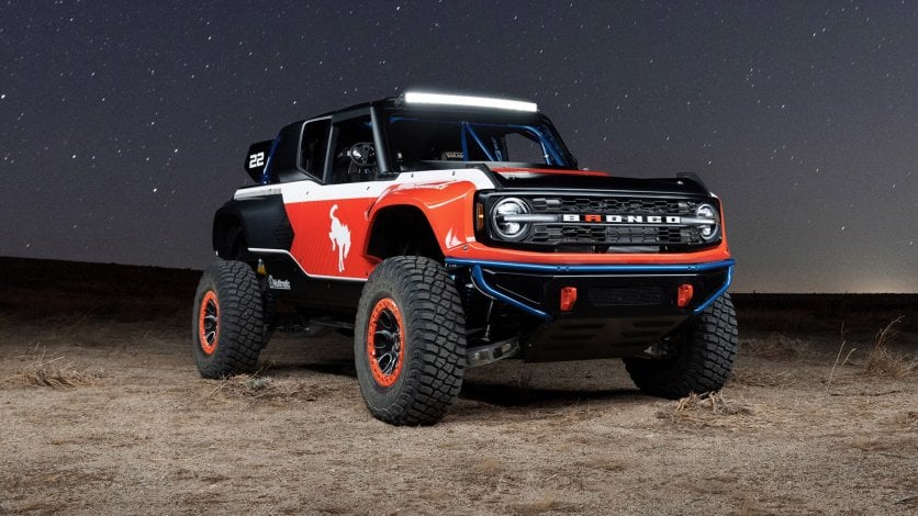 Ford Bronco DR V8 - fabryczna rajdówka Baja 1000 Ford Bronco DR V