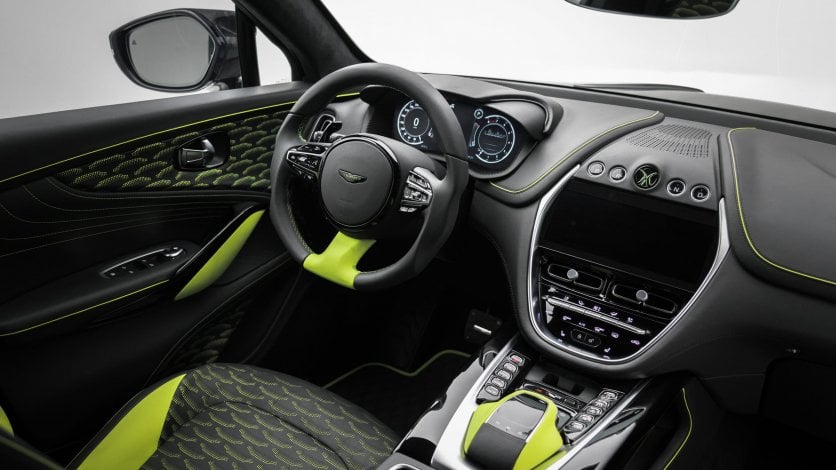 Aston Martin DBX od Mansory ma więcej mocy niż One-77 Aston Martin DBX