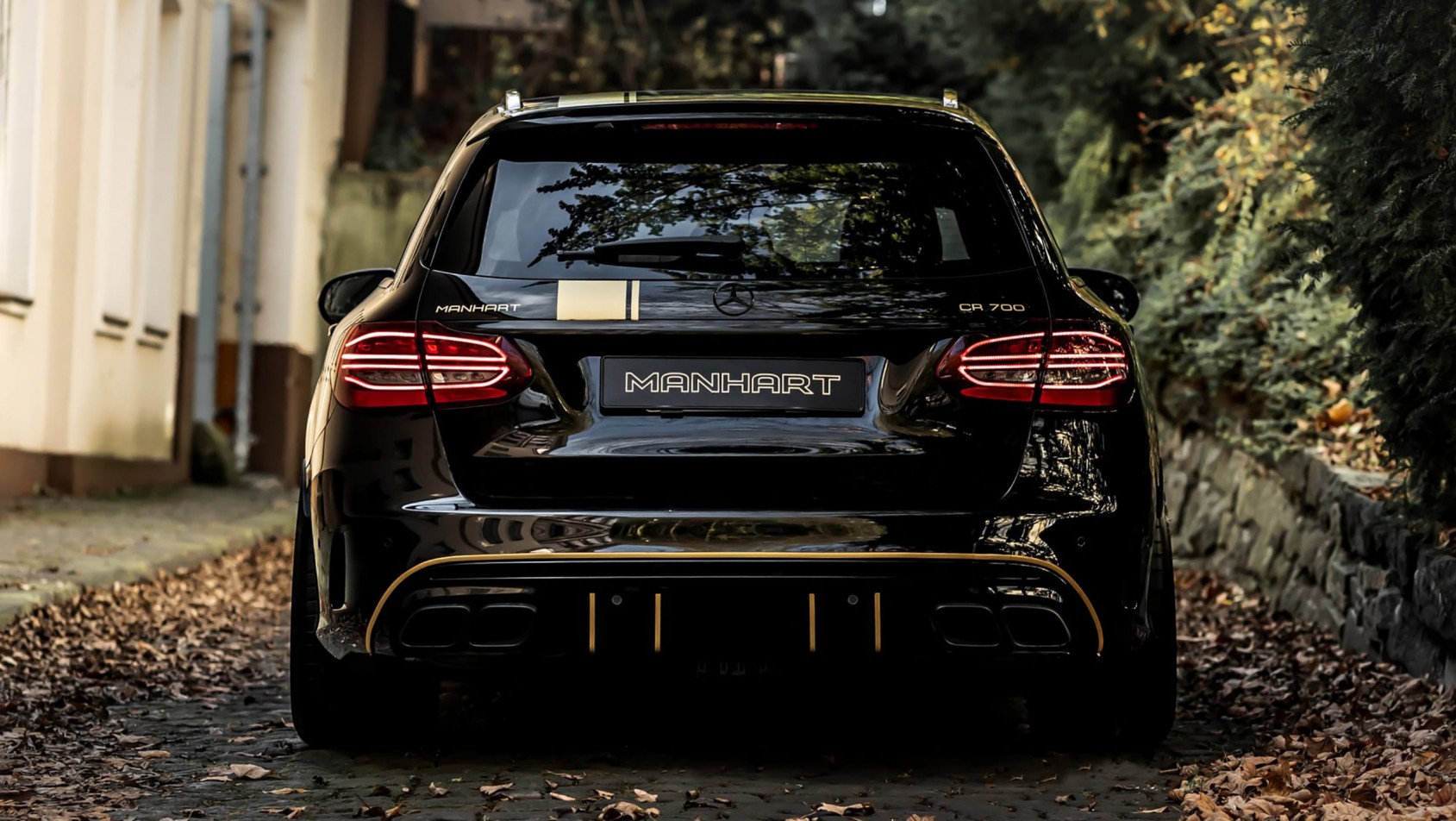 Manhart Mercedes AMG C63 S
