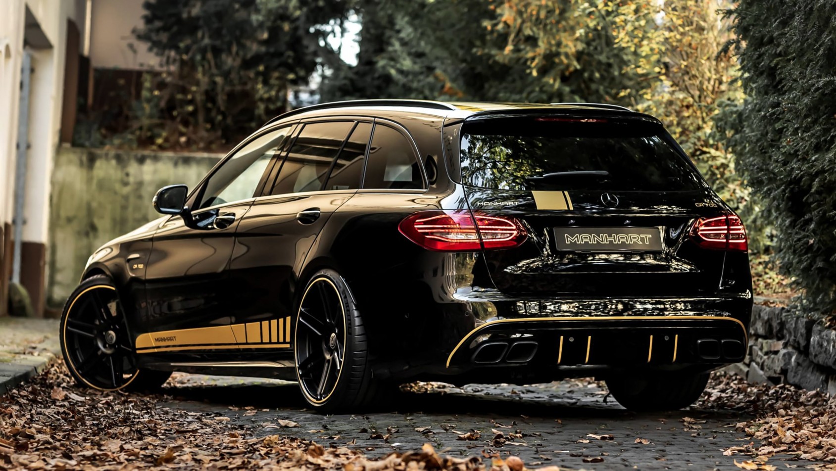 Manhart Mercedes AMG C63 S