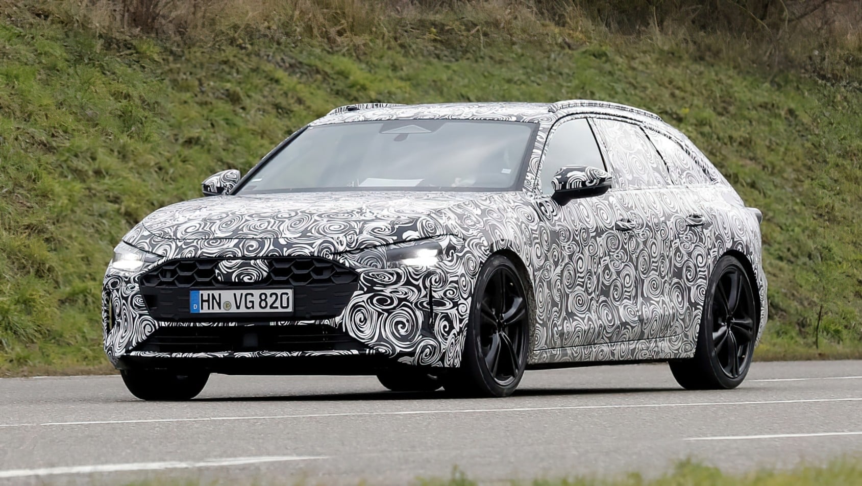 Audi A4 Avant Spy Photo