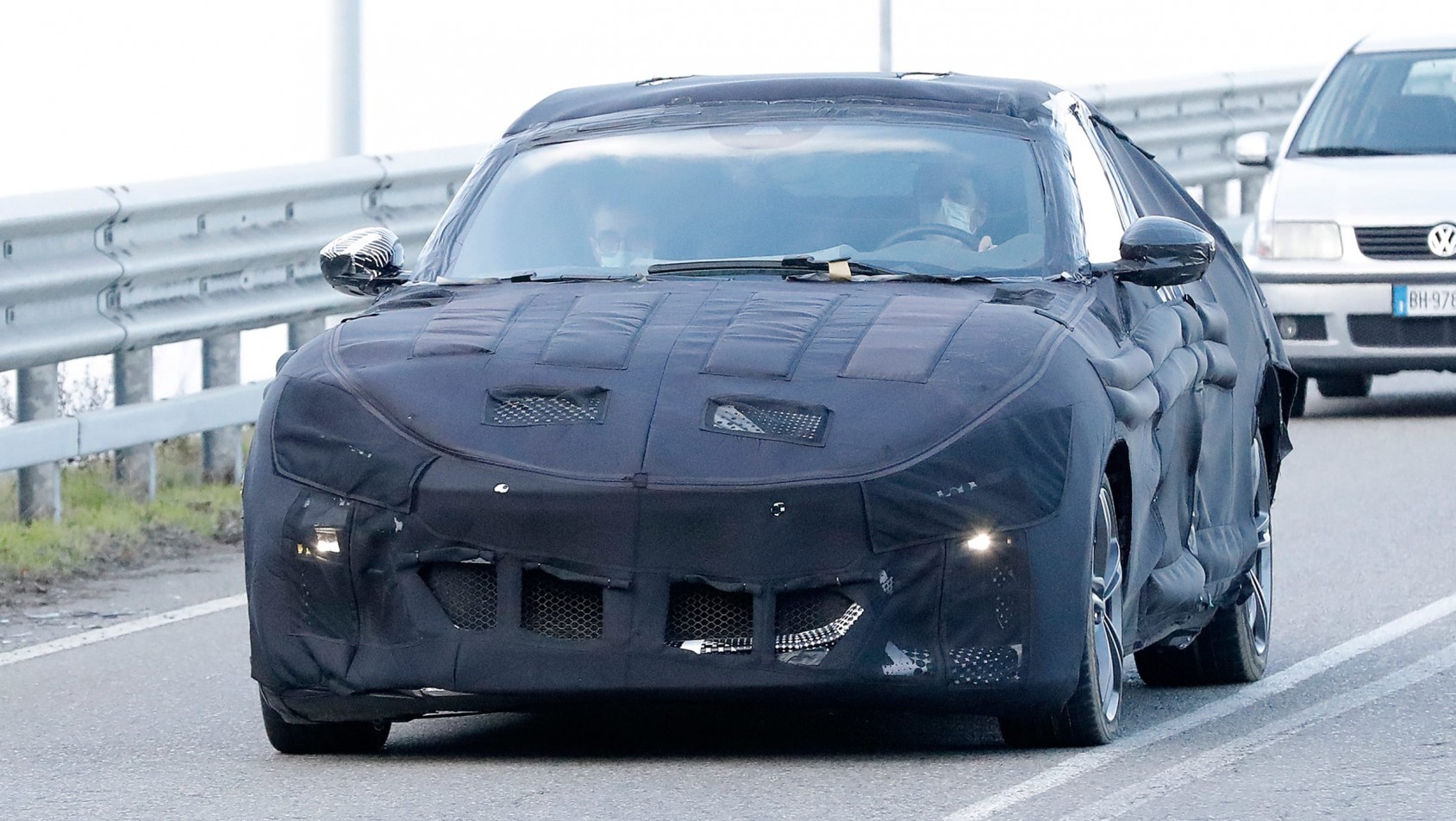 Ferrari-Purosangue-001