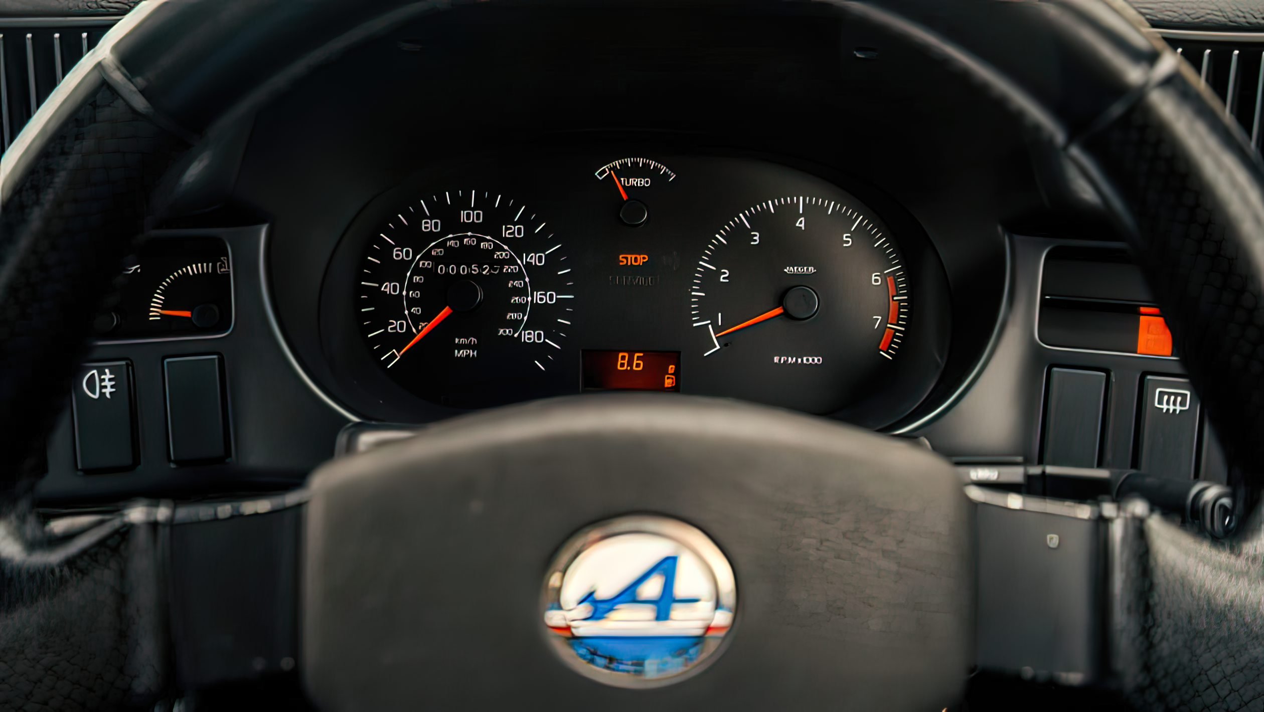 Alpine A610 Turbo icon-5