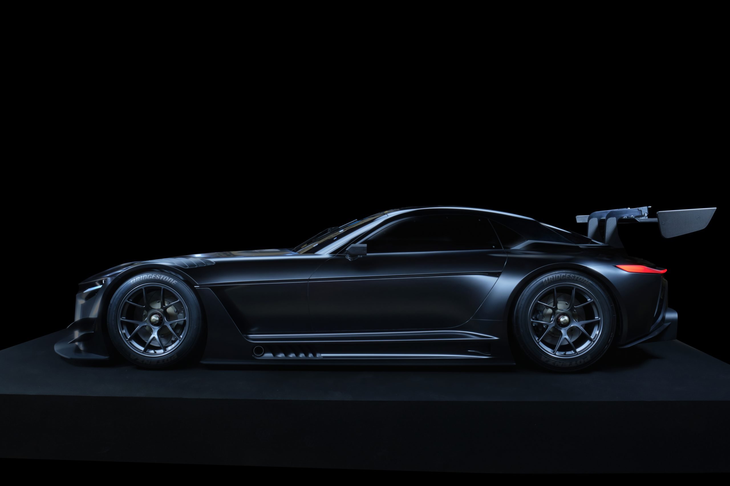 Toyota GR GT3 Concept bok auta