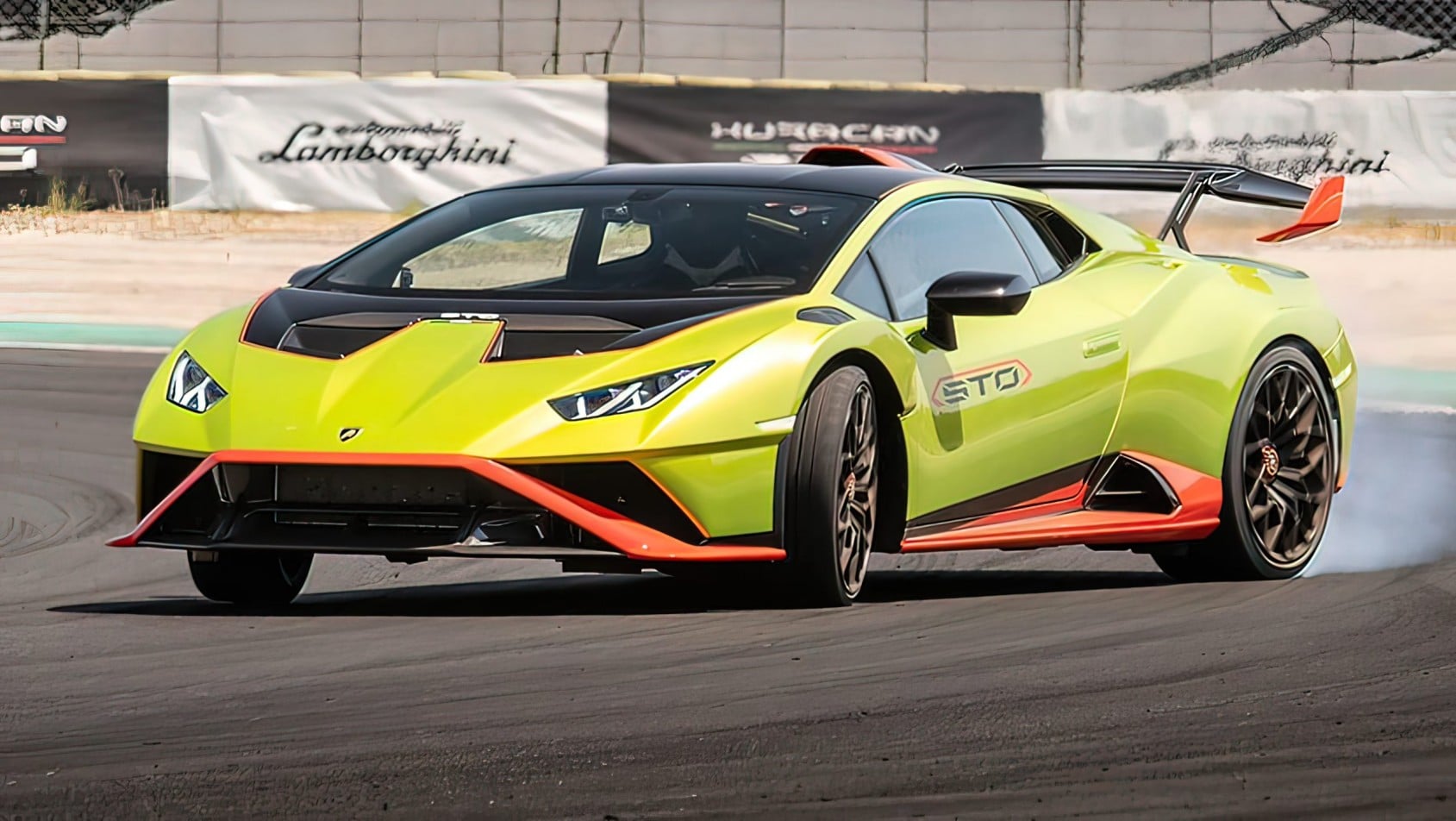 Huracan STO front lead-gigapixel-standard-width-1700px
