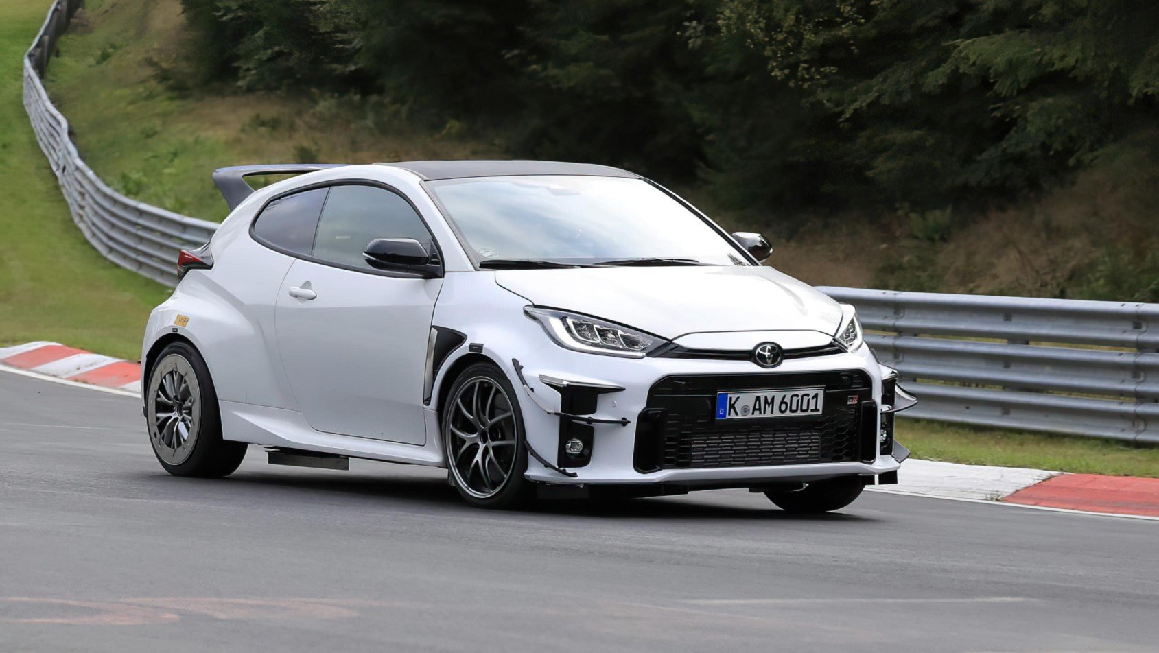 Mysterious Toyota GR Yaris test mule-4-gigapixel-standard-scale-2_00x