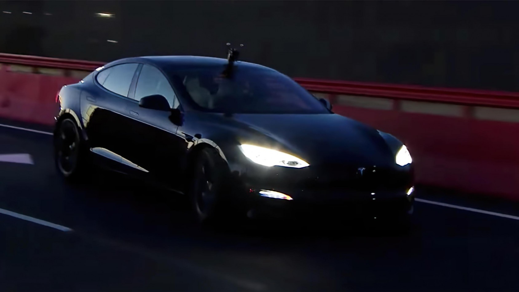 Tesla Model S Plaid prototyp