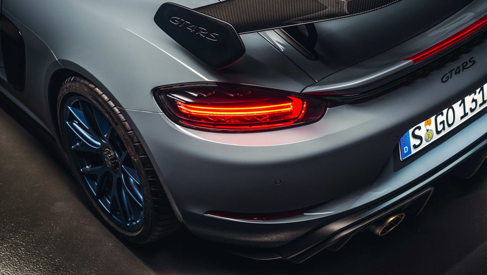 porsche-718-cayman-gt4-rs tył