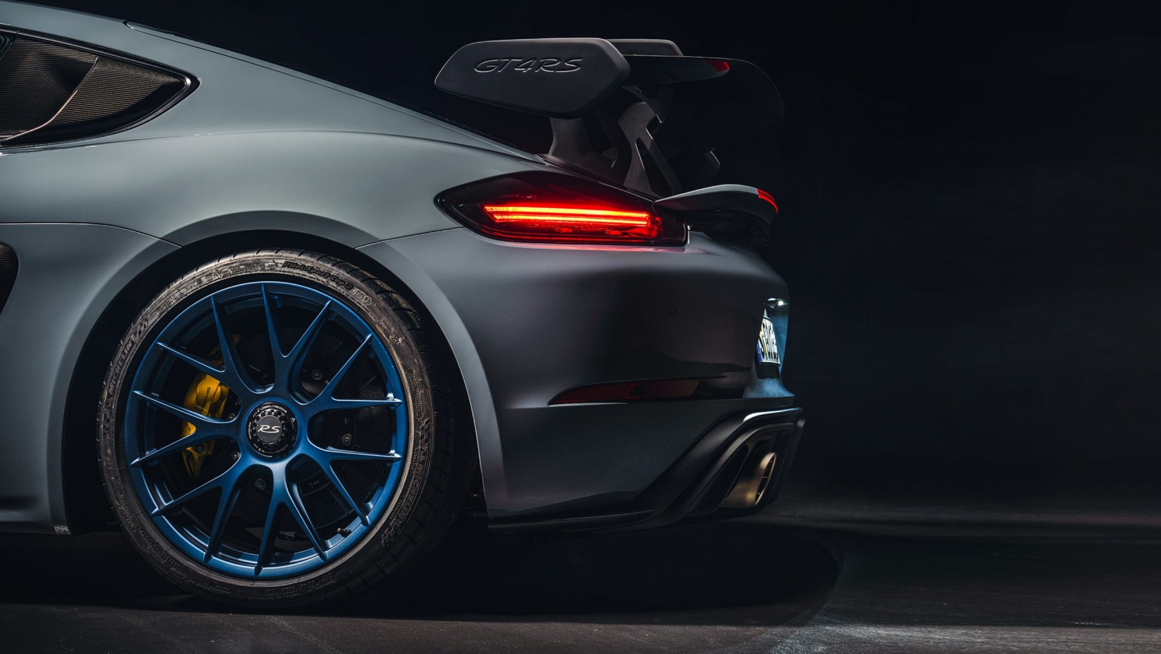 porsche-718-cayman-gt4-rs tylnia oś