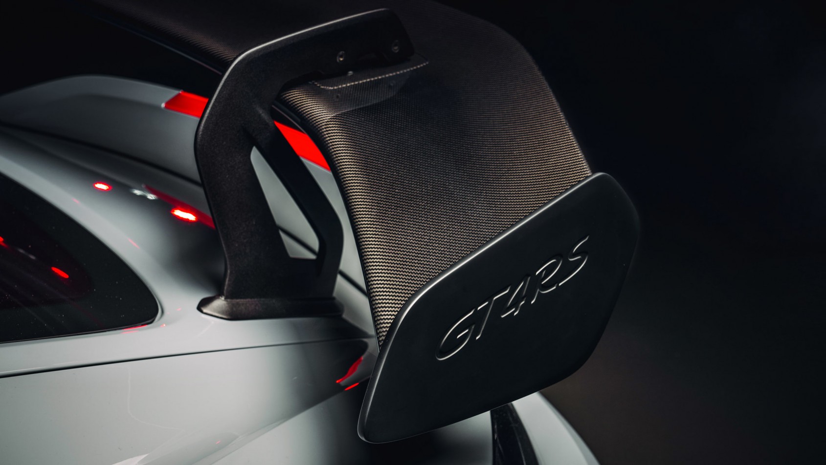 porsche-718-cayman-gt4-rs bodykit