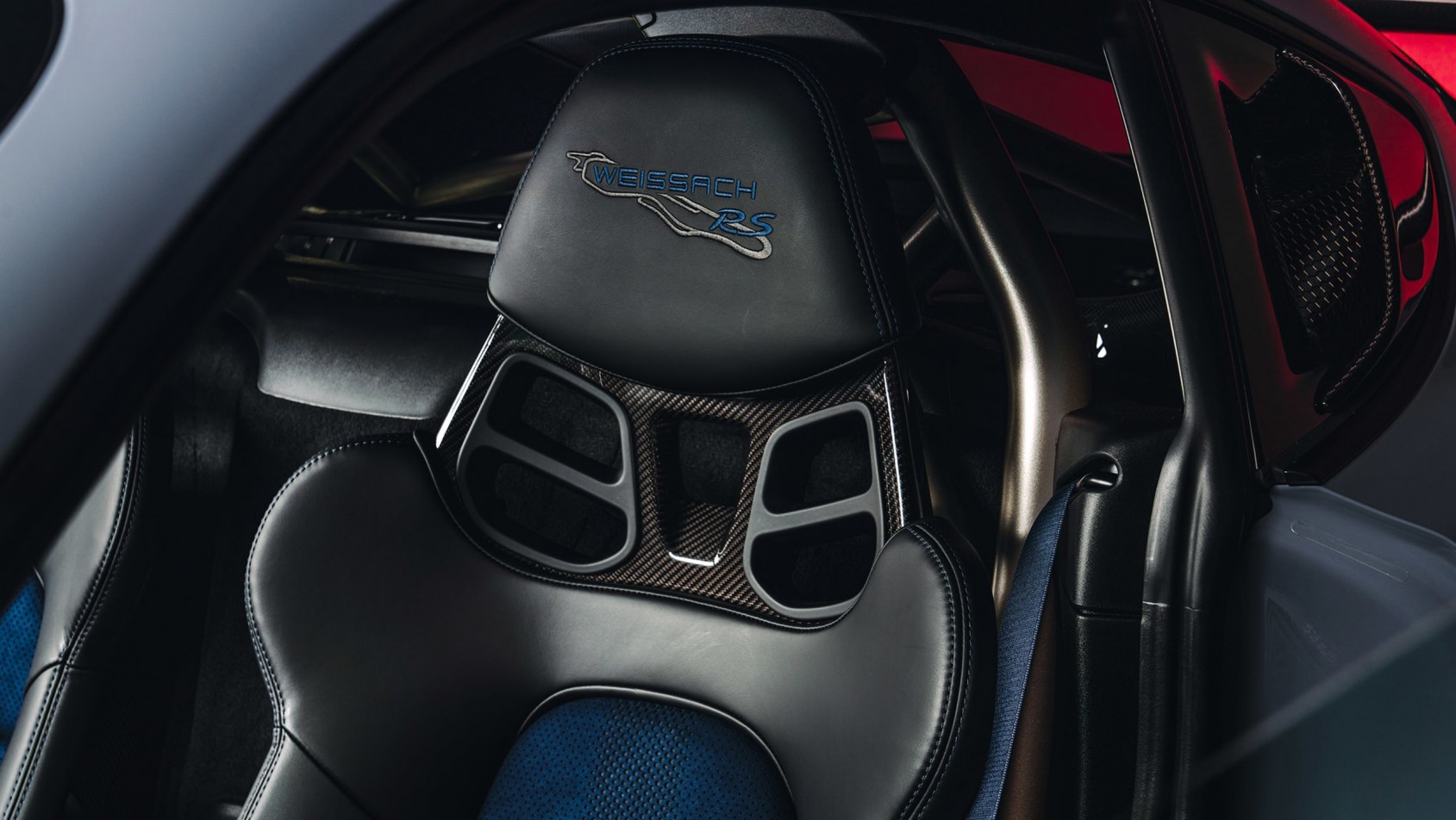 porsche-718-cayman-gt4-rs fotele weissach