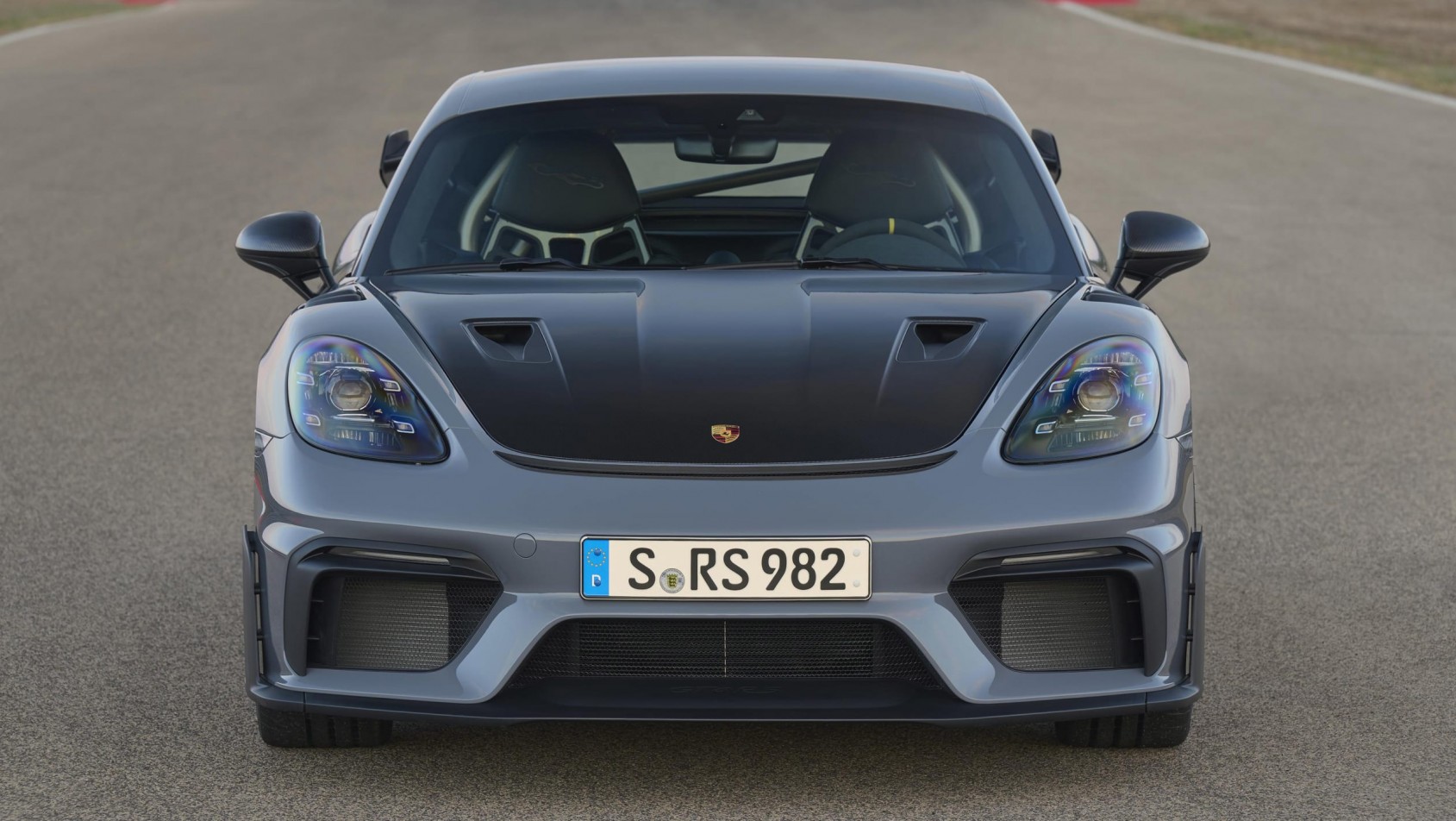 porsche-718-cayman-gt4- przód