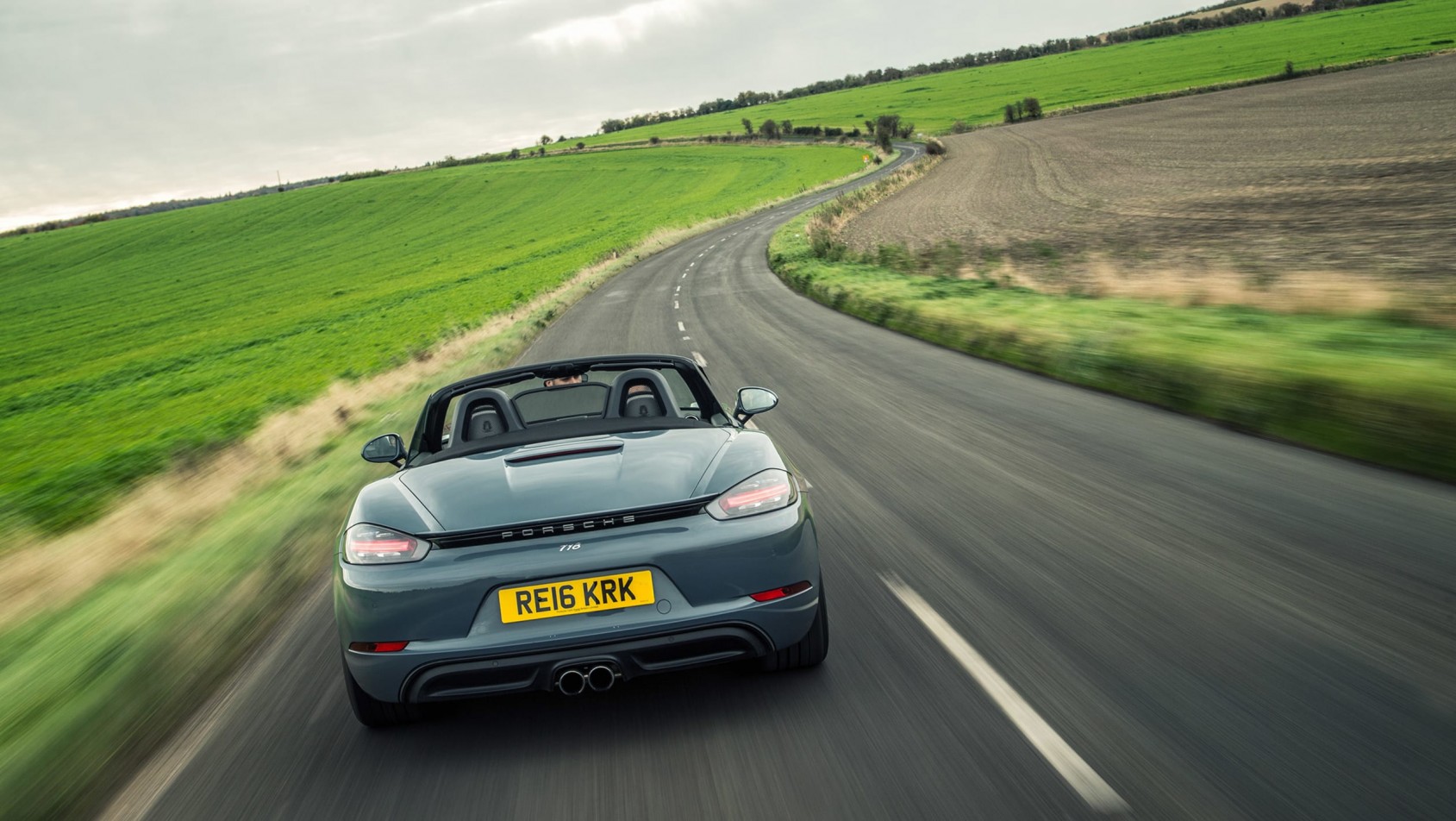 Porsche 718 Boxster na drodze