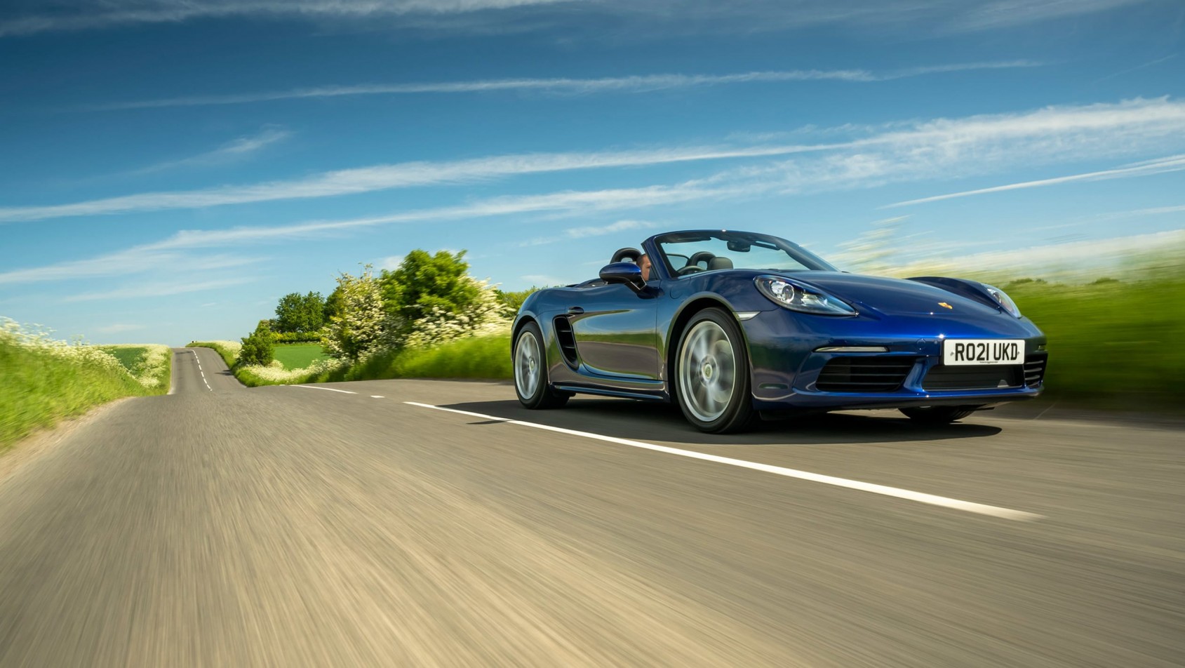 Porsche 718 Boxster granatowy