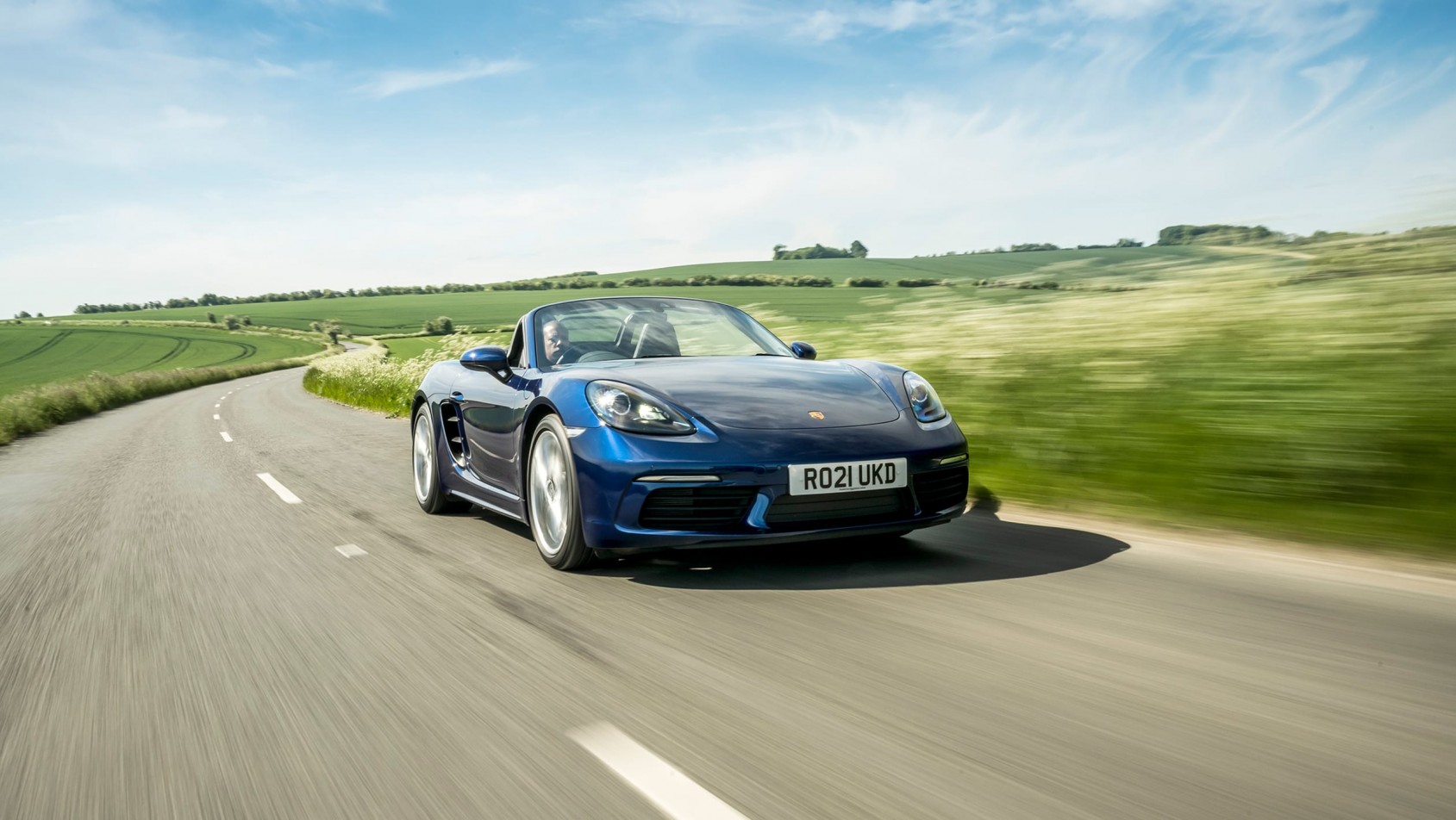 Porsche 718 Boxster granatowy z przodu