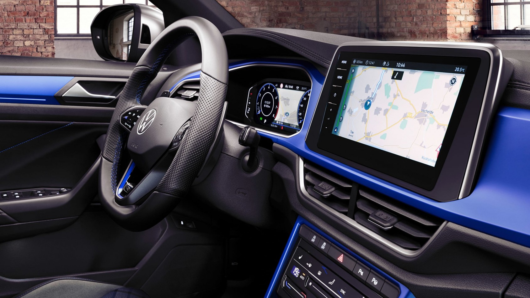 Volkswagen T-Roc R wnętrze