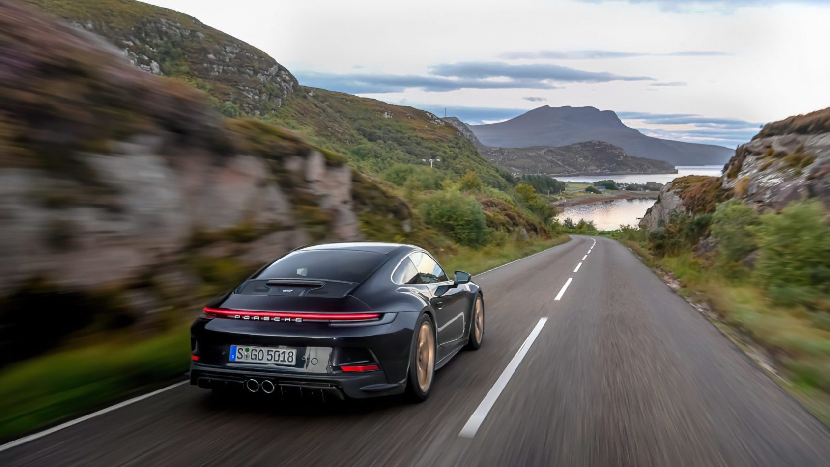 Porsche 911 GT3 Touring