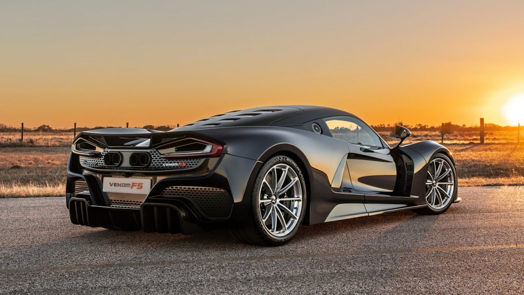 Hennessey Venom F5 Hennessey Venom F5 sylwetka tył