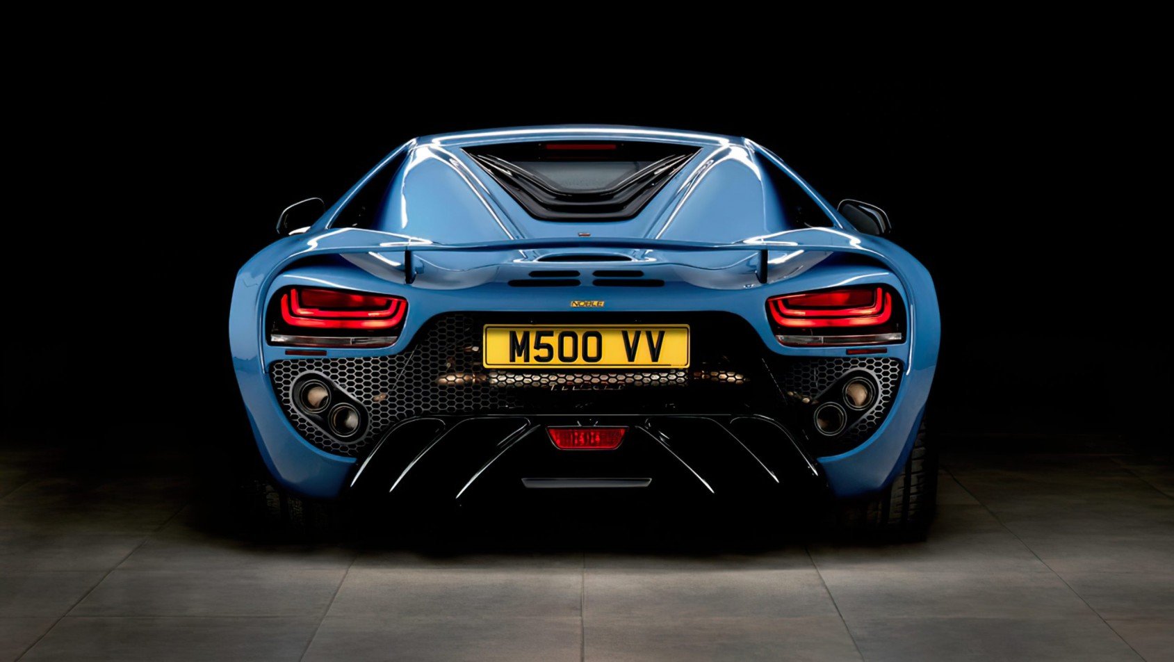 Rear-Low-Res-gigapixel-standard-scale-2_00x