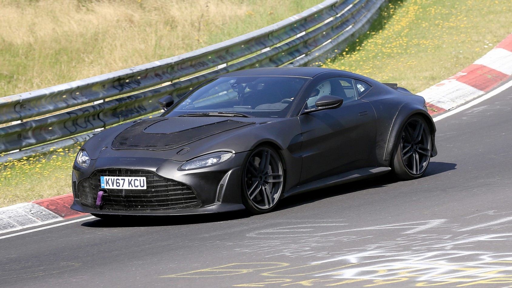 Aston Martin Vantage RS czarny