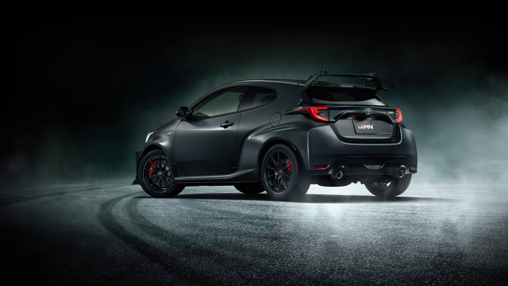 Toyota Yaris GRMN z tyłu