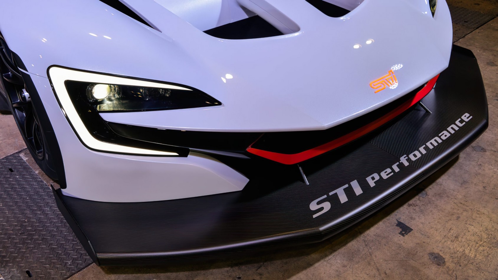 Subaru STI E-RA przedni splitter