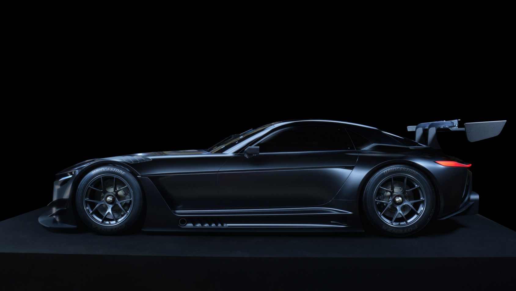 Toyota GR GT3 Concept bok auta