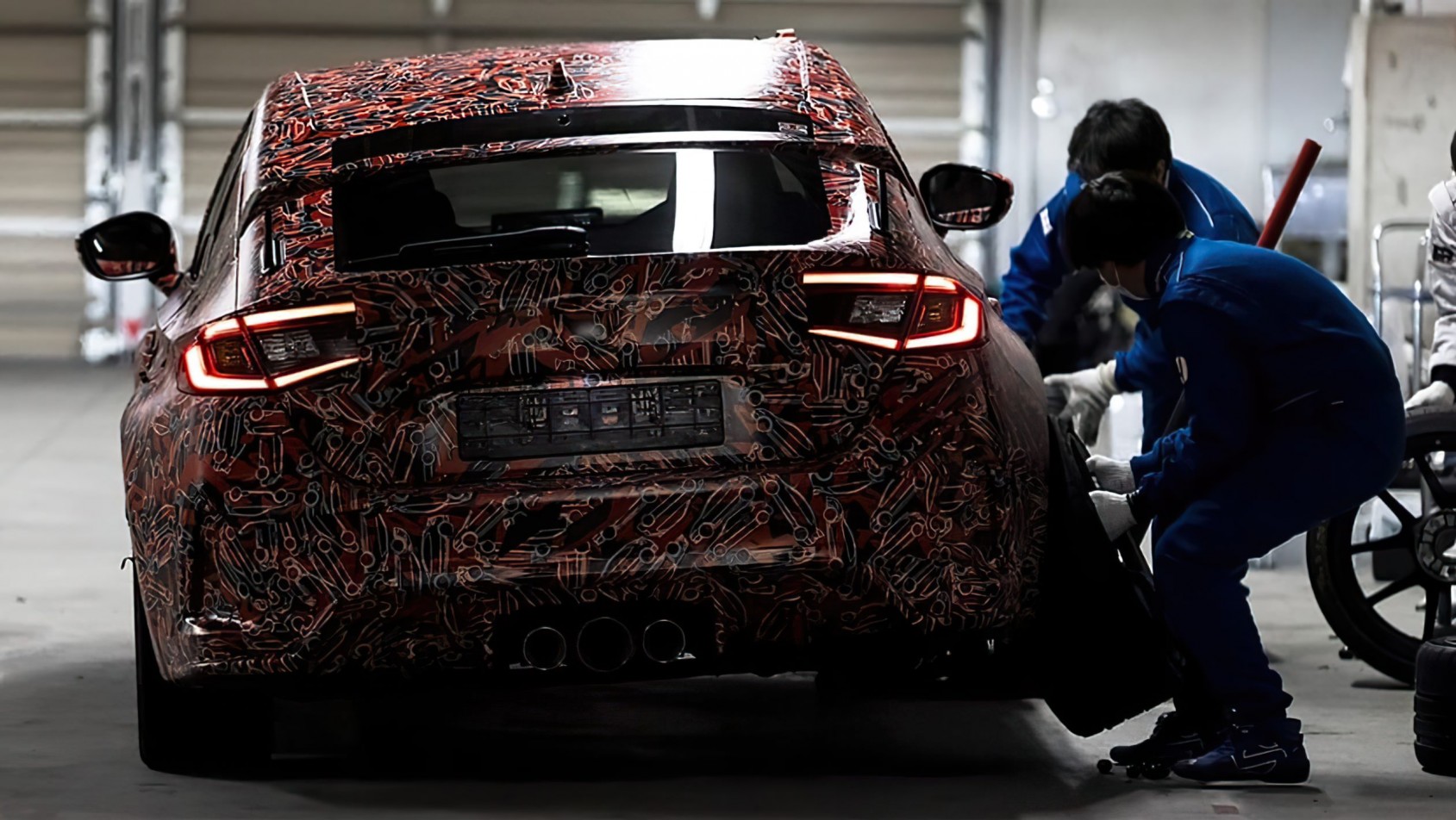 Honda Civic Type R wymiana opon