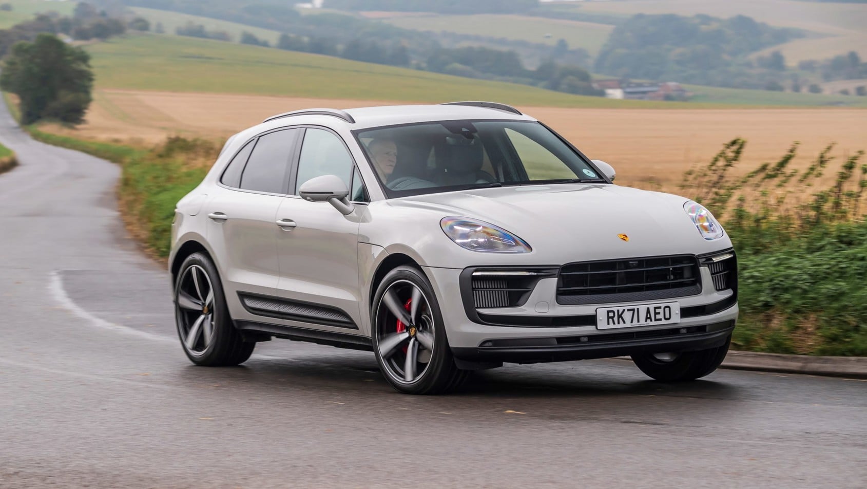 Porsche Macan front auta