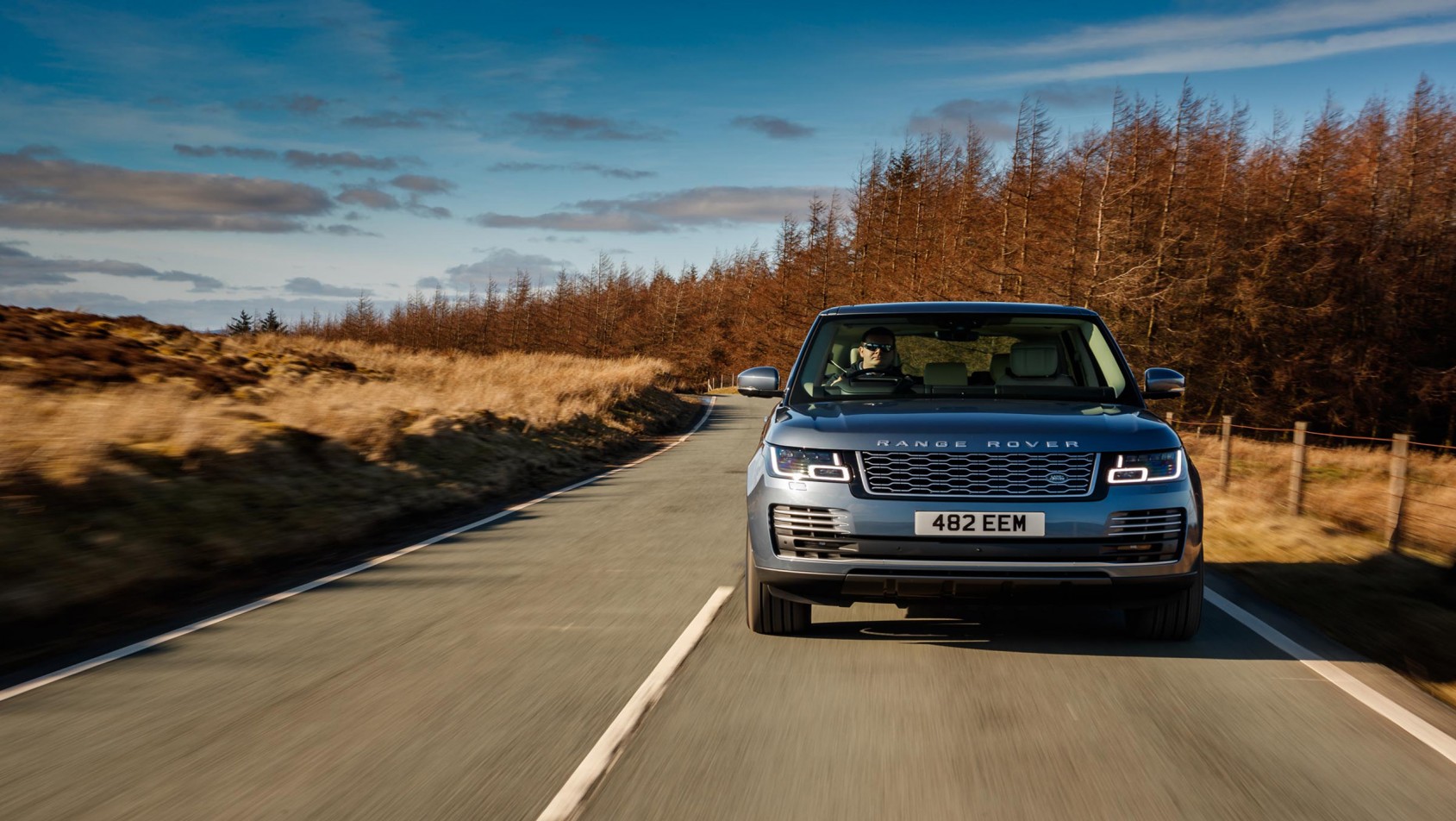002-range-rover-phev
