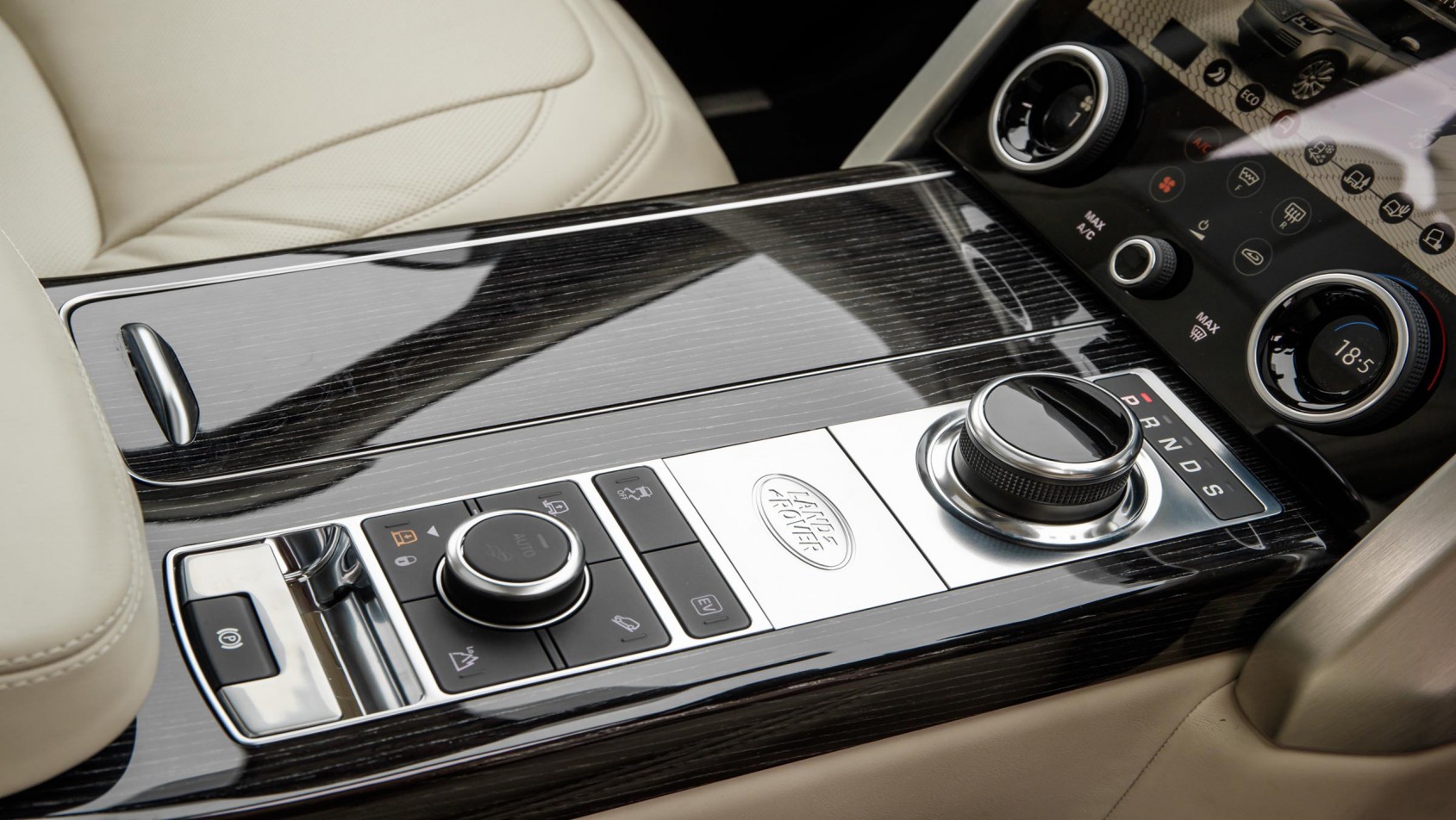 017-range-rover-phev