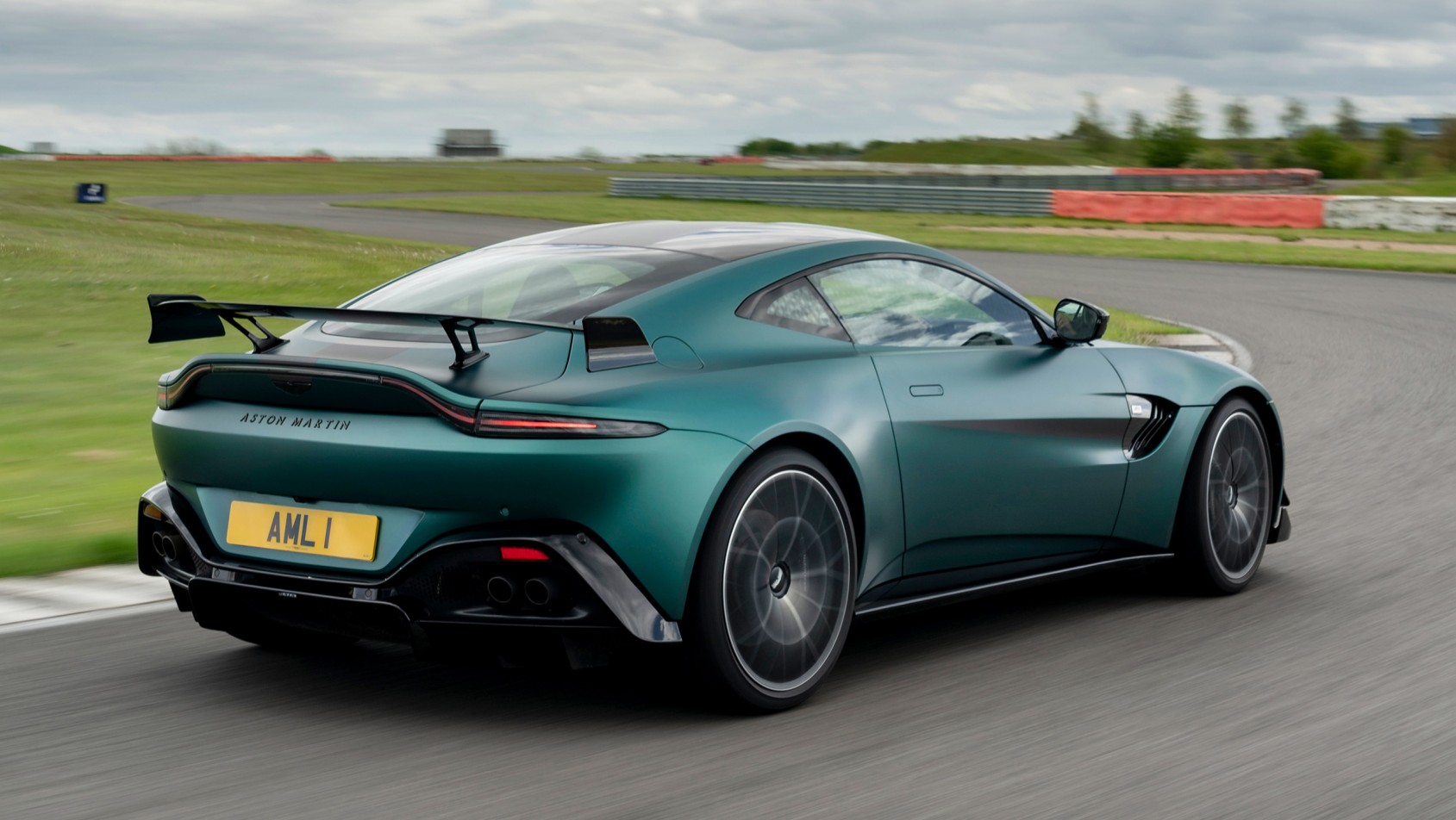 Aston Martin Vantage F1 Edition