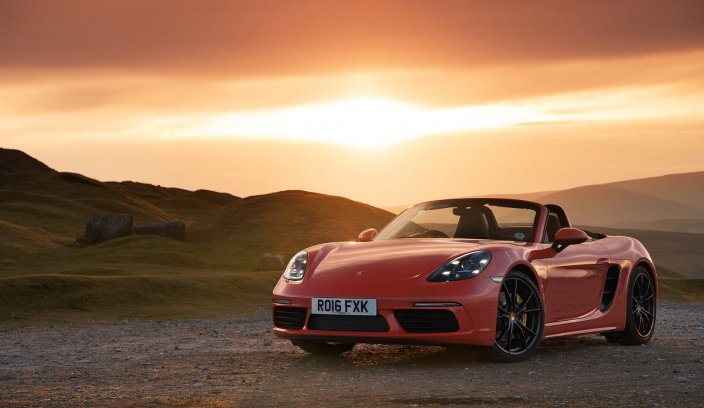 Porsche 718 Boxster test