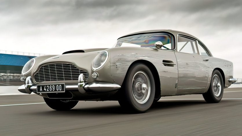 Jeździliśmy Astonem DB5 Bonda. A dokładniej jego filmową repliką Aston Martin DB5 replika