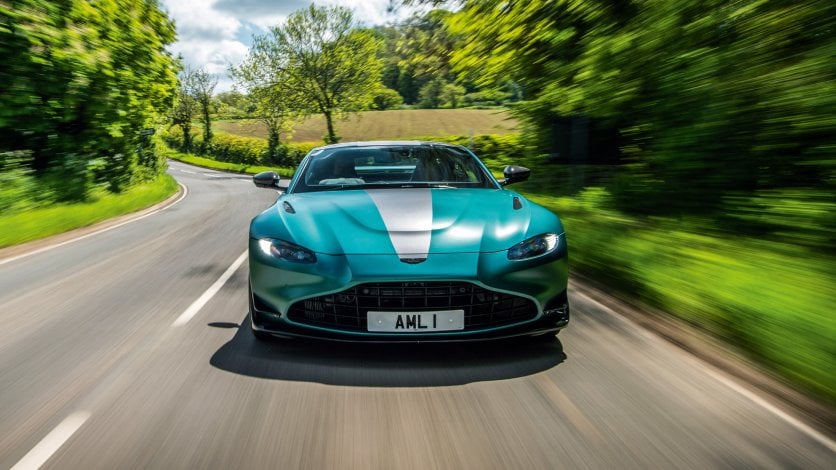 Aston Martin Vantage F1 Edition - odpowiedź na Porsche 911 GT3? Aston Martin Vantage F1 Edition