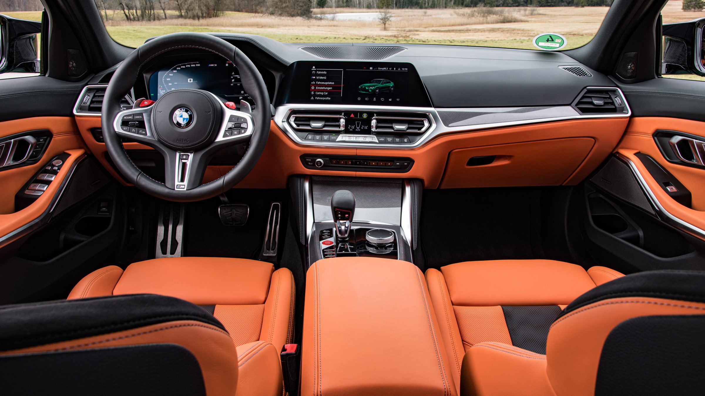 BMW M3 Competition - wnętrze