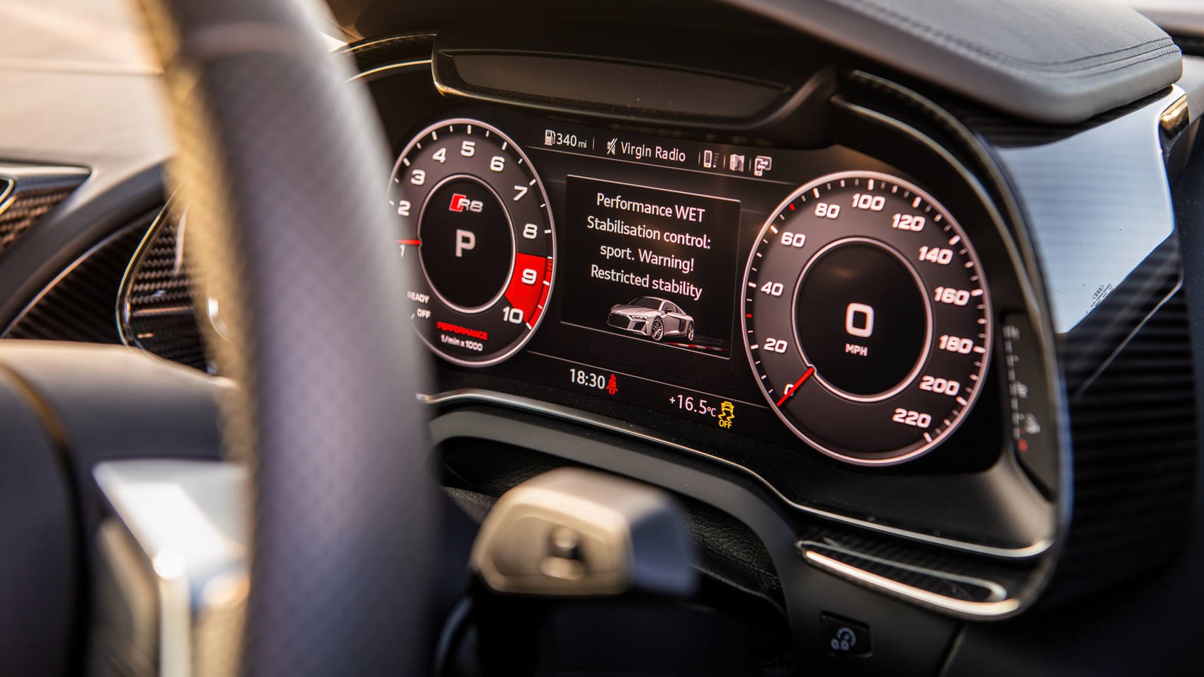 Zegary nowego Audi R8