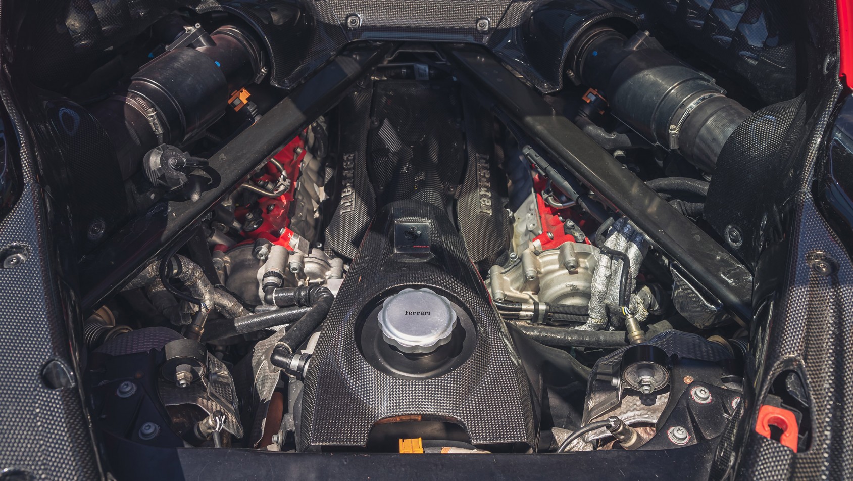 Silnik Ferrari SF90 Stradale