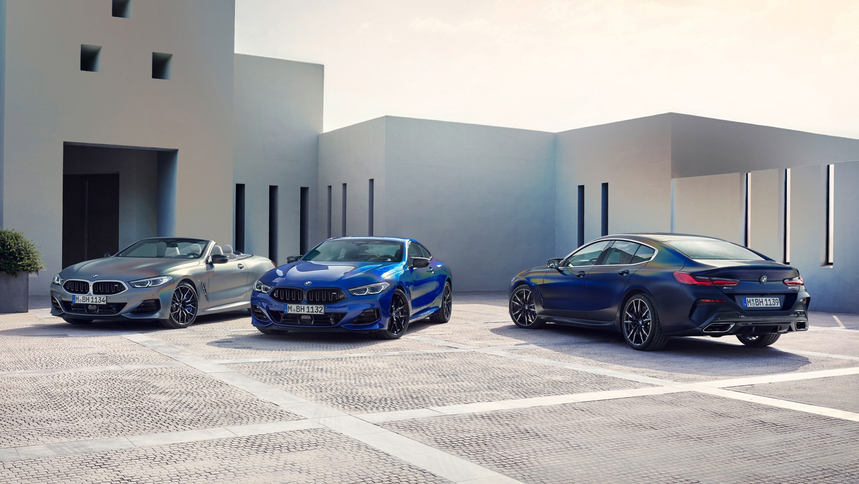 2022-BMW-8series-10